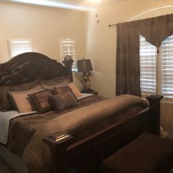 Bedroom set & curtanai