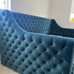 Twin Bed with Trundle in Velvet Green 