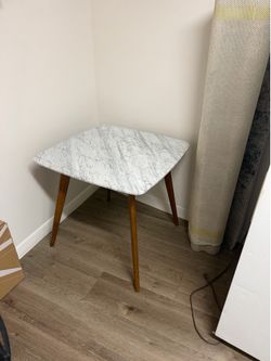Dining table set