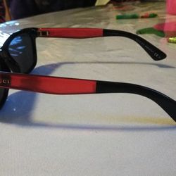 Sunglasses gucci