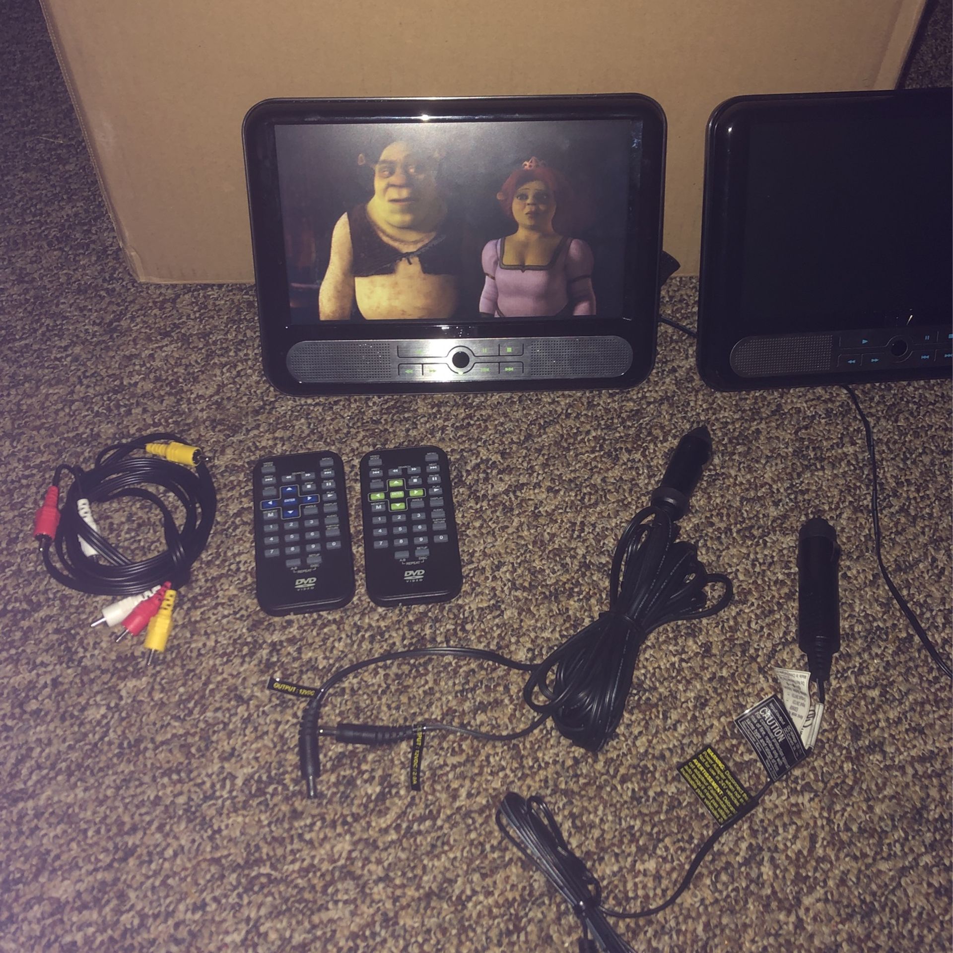 Dual DVD Players, Screens for your car