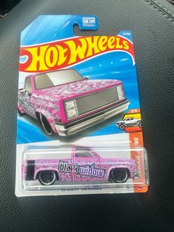 Hot wheels 83 Silverado pink