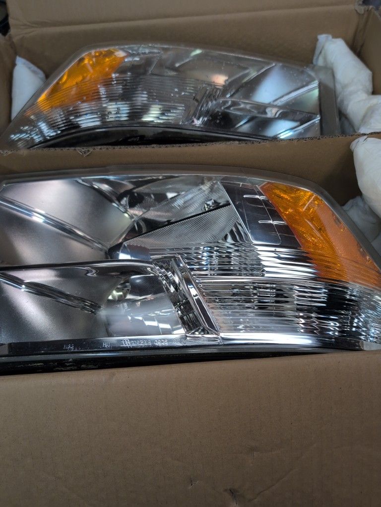 Dodge Original Headlight Assemblys