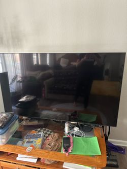 75’ Samsung TV