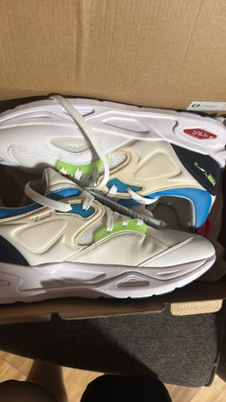 Puma men sneakers