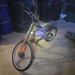Stingray Schwinn Chopper Bike