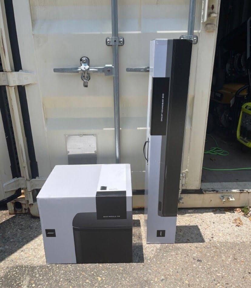 Bose Module 700 And Bose Sound Bar 900 Brand New