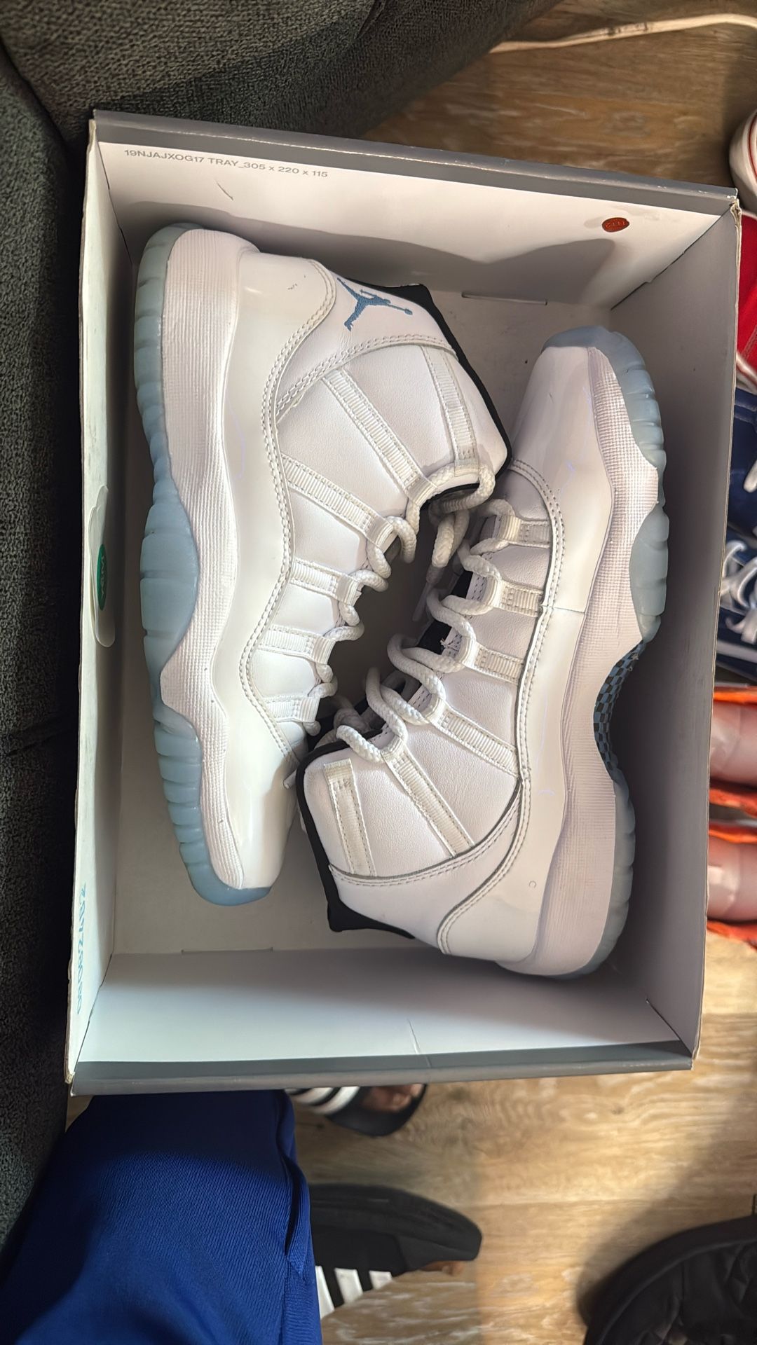 Retro Jordan 11’s Columbia