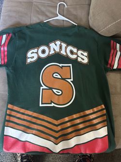 Vintage Seattle Sonics tee shirt