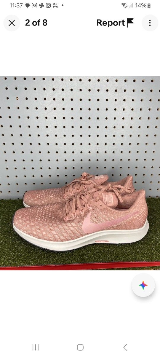 Womens NIKE Tennis Shoes Sz 9