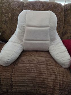 Reading pillow