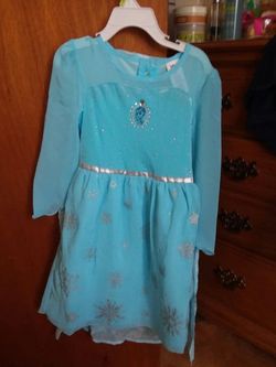 NEW Disney Frozen Elsa dresses