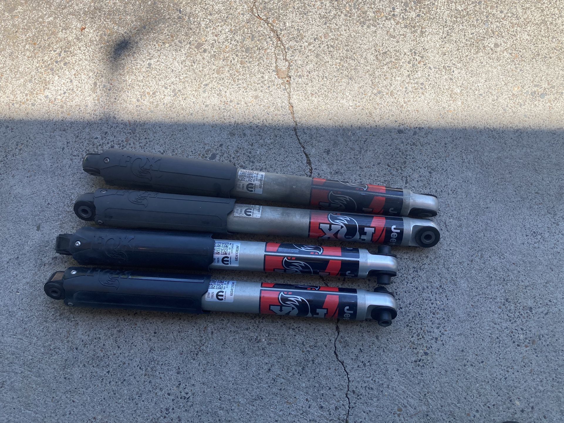 Jeep JT Rubicon Fox Shocks