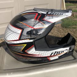Thor Adult Medium Motocross Helmet