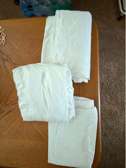 Twin XL Sheet Set (3 Pieces) – Clean & Ready to Use