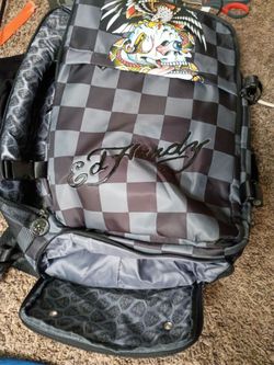 Multi-functional2_1travel backpack/suitcase