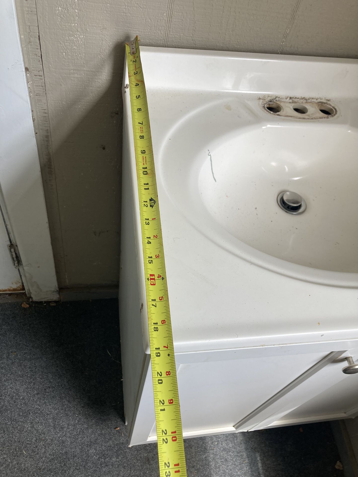 bathroom vanity white