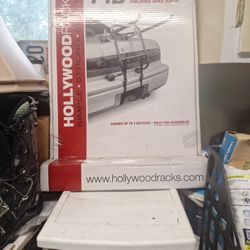 New Hollywood racks  3 Bike Carrier