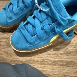 New Pumas For Womens Size 6 $50