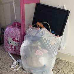 Free Small Kid Stuff Small Puppy And House Stuff 