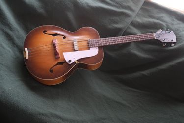 Custom Silvertone Guitar/shortscale Bass Conversion