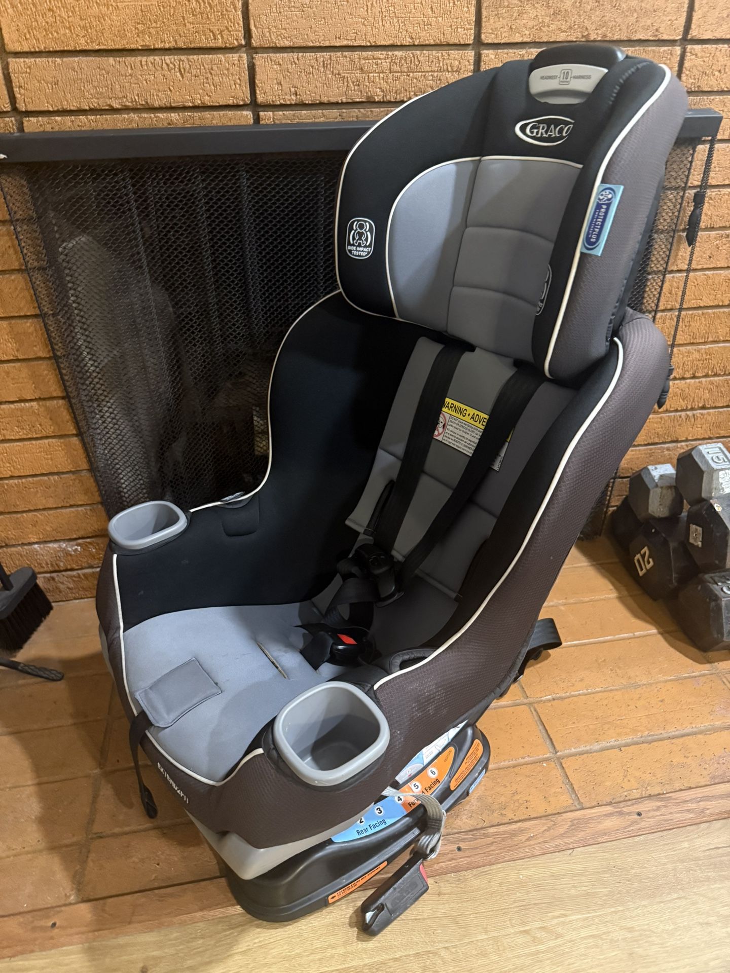 Graco Car Seat 10 Position Extend2fit Convertible Black Gotham