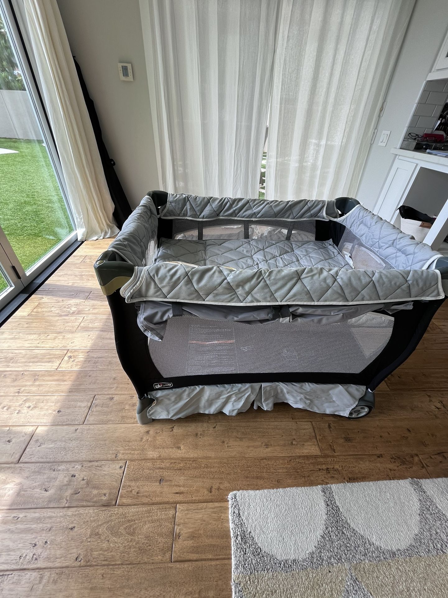 Chicco Pack & Play -Lullaby Luxe