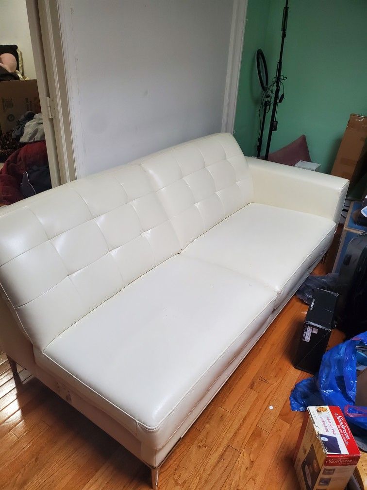 L-shape Sectional Couch 