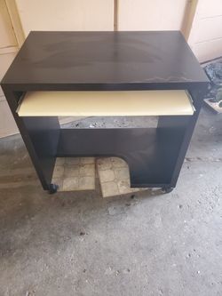 Computer table