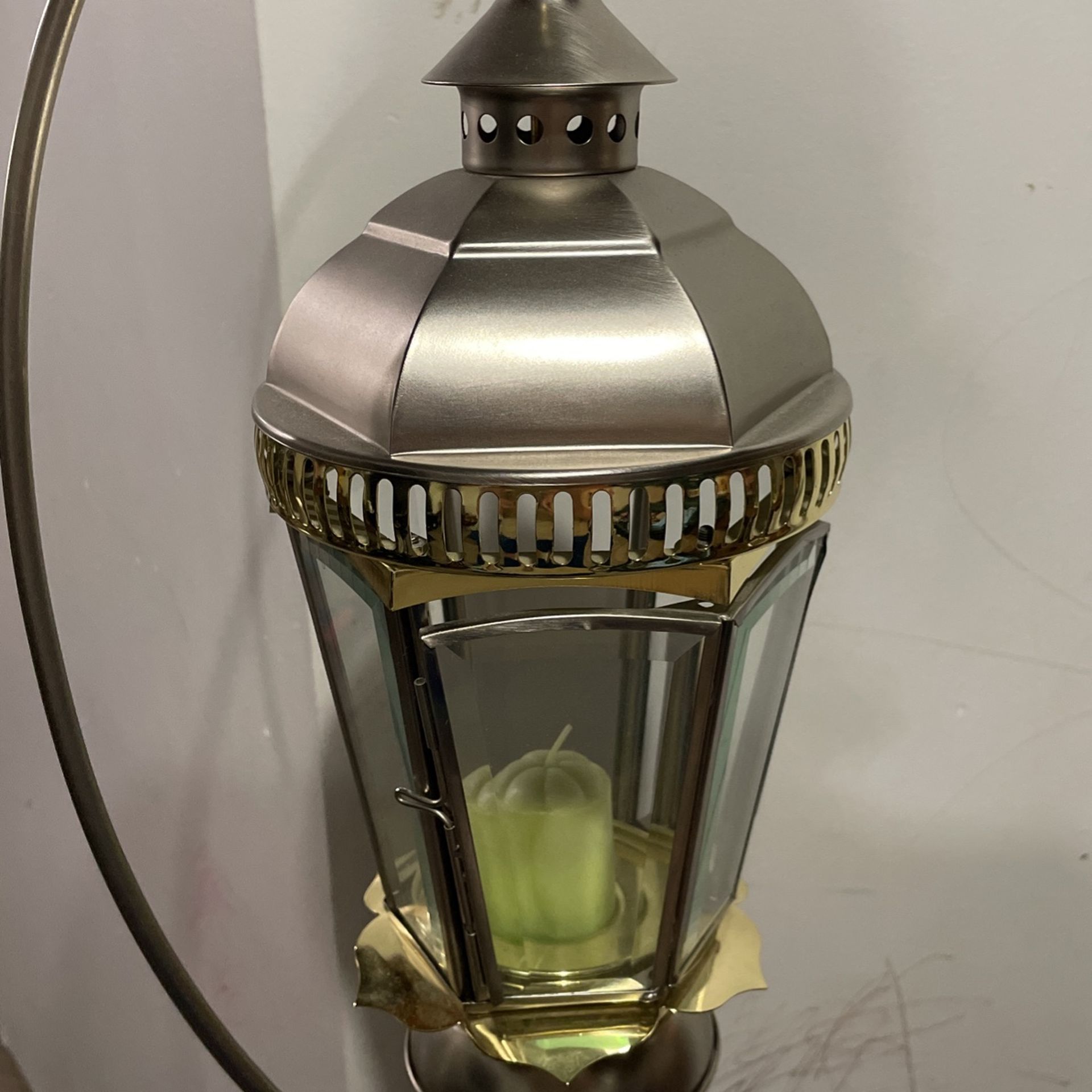 Traditional Tall Metal Lantern With Candles (obo)