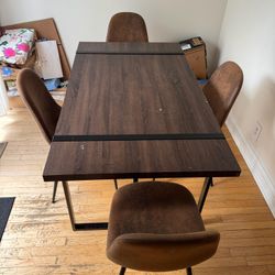 🎉 DEAL! Modern Dining Table + 4 Chairs – Only $75 – Must Go! 