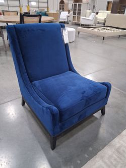 ACCENT CHAIR VELVET BLUE