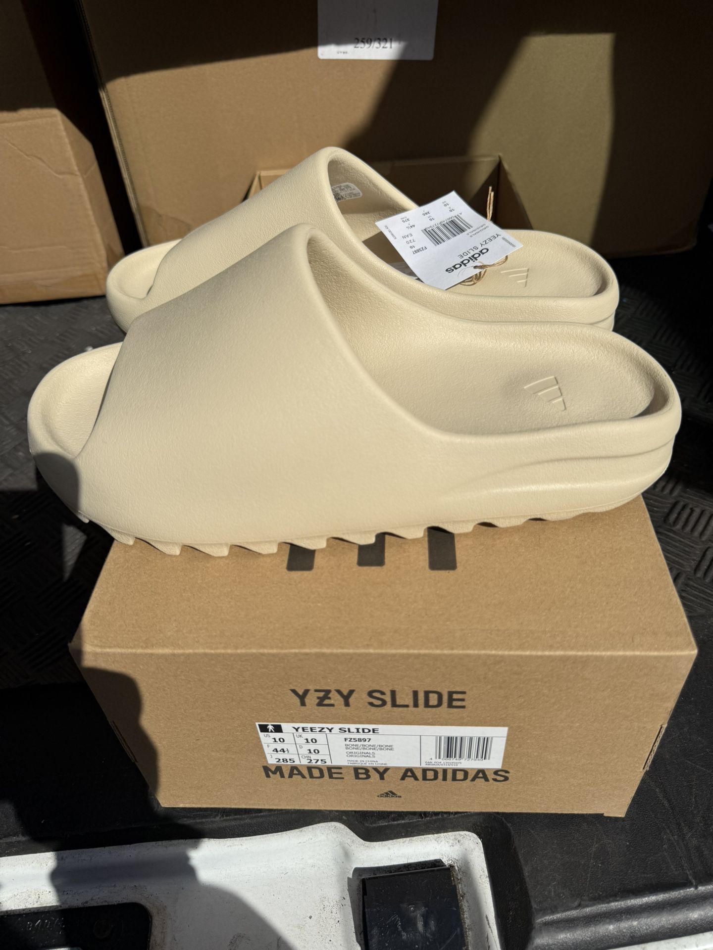 Yeezy Slide Bone White Size 10