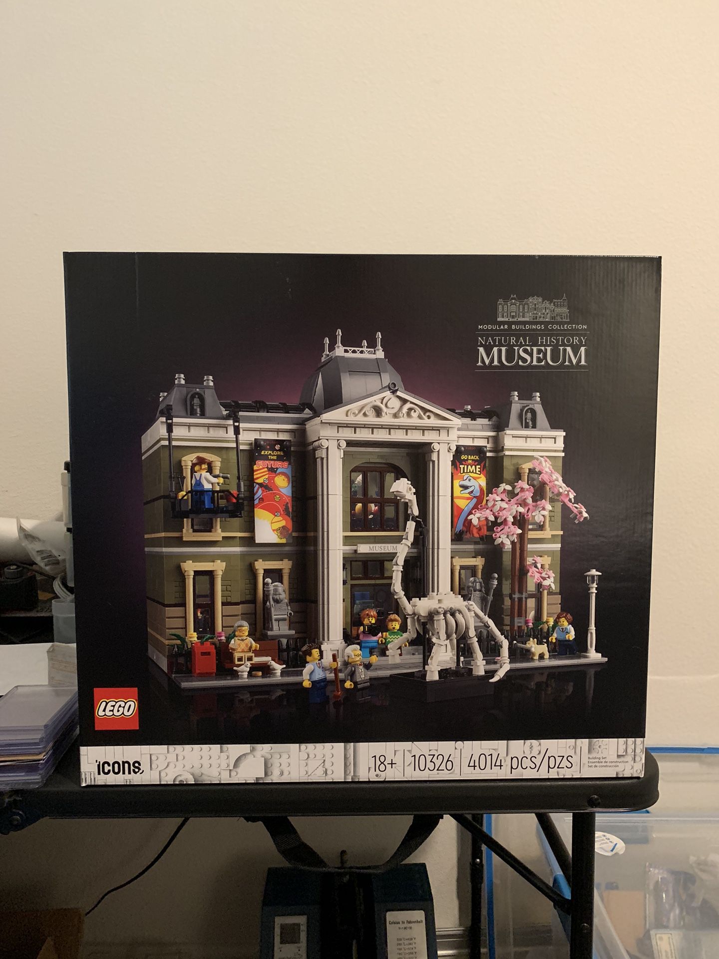 Lego Natural History Museum 10326 Brand New