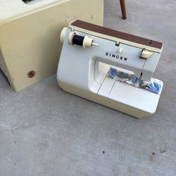 Vintage Singer Sewing Machine