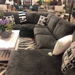 Dark Slate Ballinasloe Huge Sectional By Ashley Furniture ☄️ Brand New👍 Showroom Available 