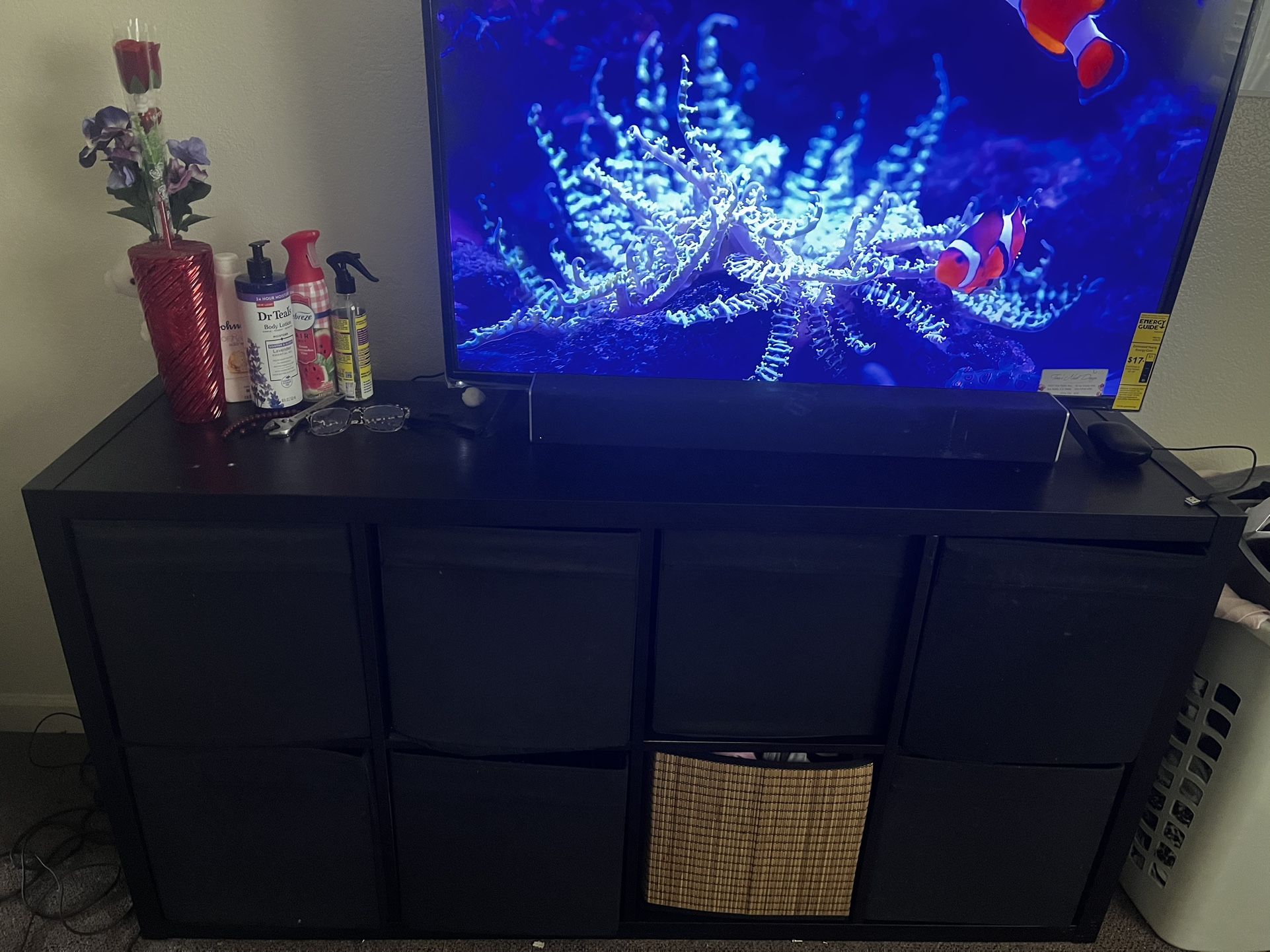 Free!! Free!! Black Wood Dresser