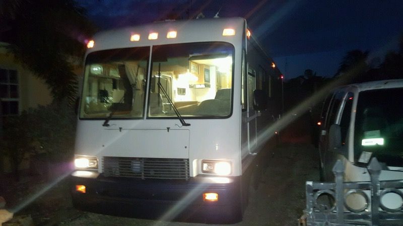 1996 Raven Motorhome