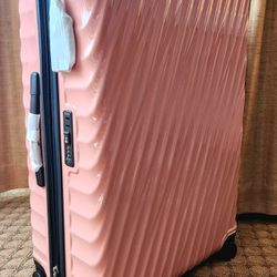 TUMI - 19 Degree Extended Trip 31" Expandable 4 Wheeled Spinner Suitcase - Blush/Navy Liquid Print

