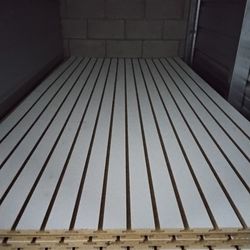 SLATWALL. BOARDS  4 X 8ft And The Price Is 32.00 EACH Or Buy all 6 for 170.00...these are uline slatwall white boards and 1 costs 150.00 so 6 forthe p