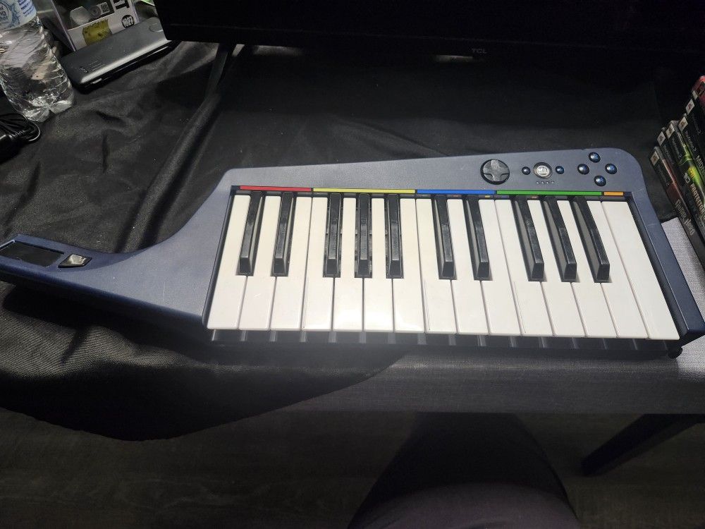 Rock Band 3 Wireless Keyboard For Wii And Wii U