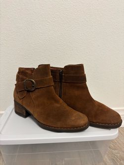 Born Boots 7.5 Suede
