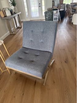 Sidewinder chair