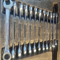 12 PC. Gear Wrench Set