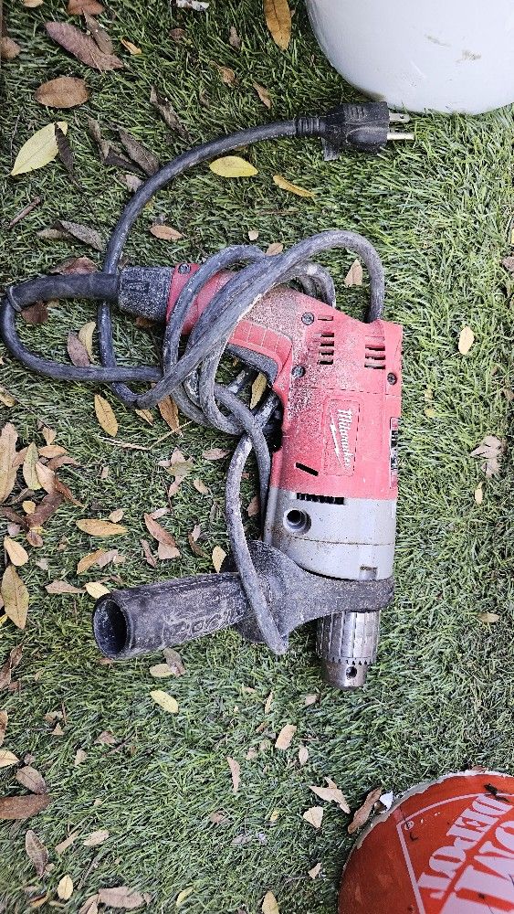 Milwaukee Drill 