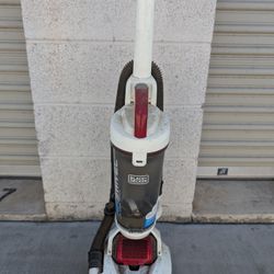 Black And Decker Vacuum 