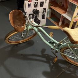 Brand New Beach Cruiser Hardly Ever Used