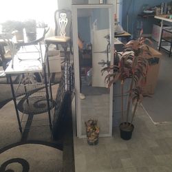 3 White Ones And Two Black 