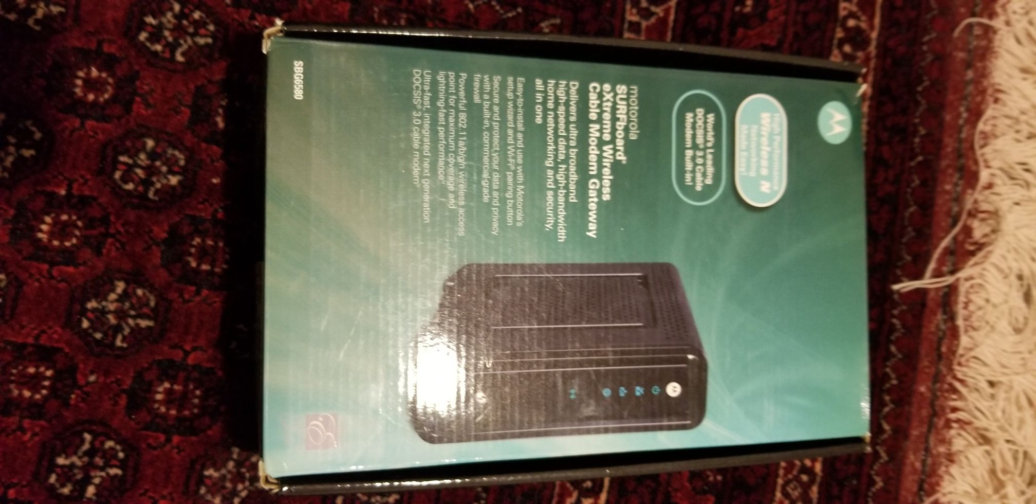 Motorolla eXtreme Wireless Cable Modem Gateway! Super fast