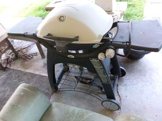 Weber propane grill